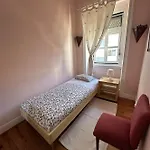 Bright And Comfortable Apartment Lissabon