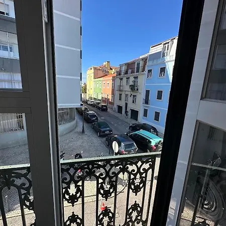 Apartman Bright And Comfortable