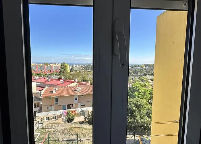 Bright And Comfortable Appartement Lissabon